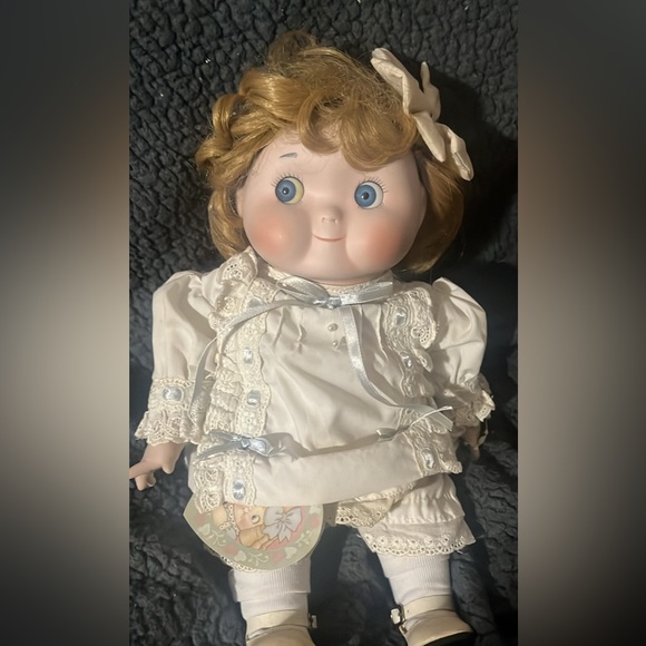 Dolly Dingle Doll 1986 (Rare Find) - Picture 2 of 7